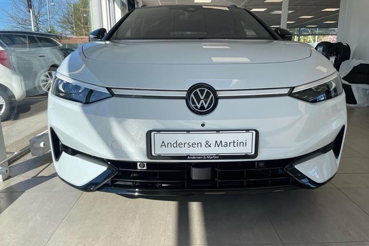 Hvid VW ID.7 fra 2026