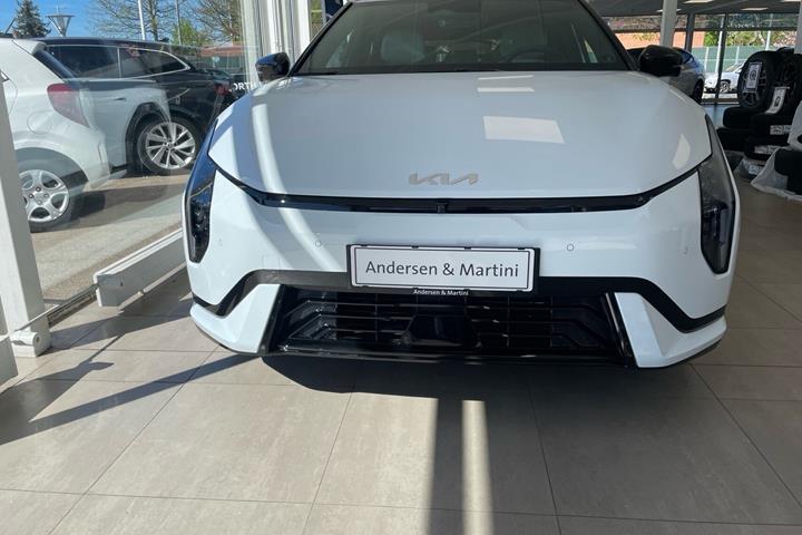 Hvid Kia EV4 fra 2026