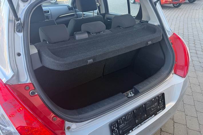 undefined Suzuki Swift fra 2012