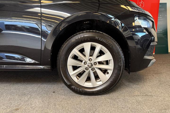 Sort Skoda Kamiq fra 2023