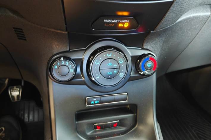 Gul Ford Fiesta fra 2016