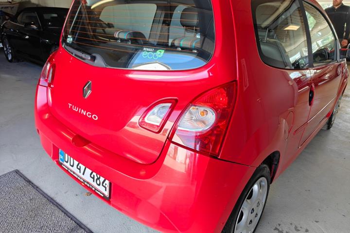 Gul Renault Twingo fra 2014
