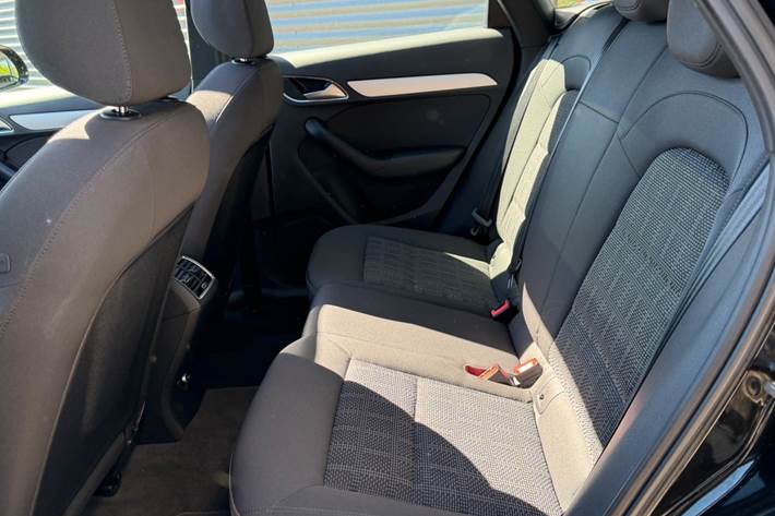 Sort Audi Q3 fra 2018
