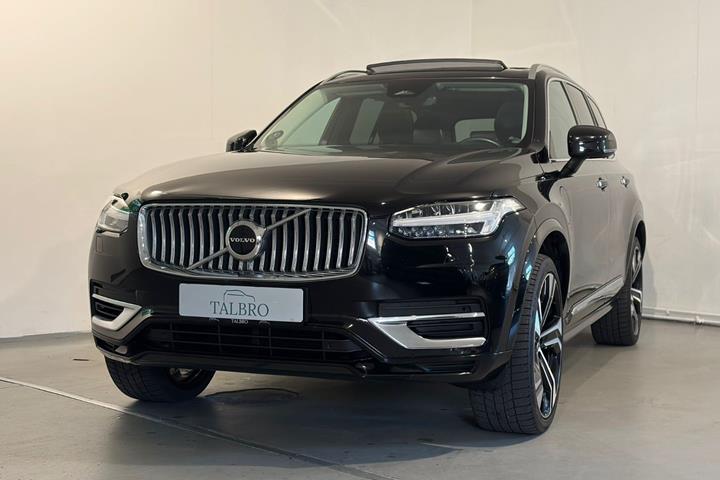 Sort Volvo XC90 fra 2023 set udefra
