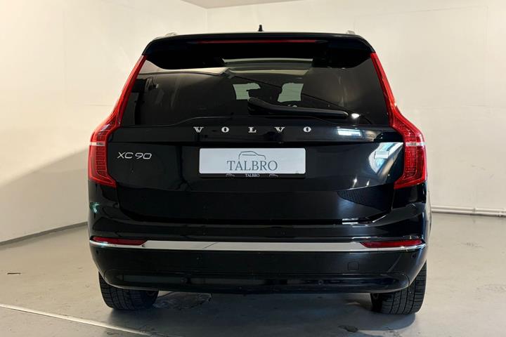 Sort Volvo XC90 fra 2023