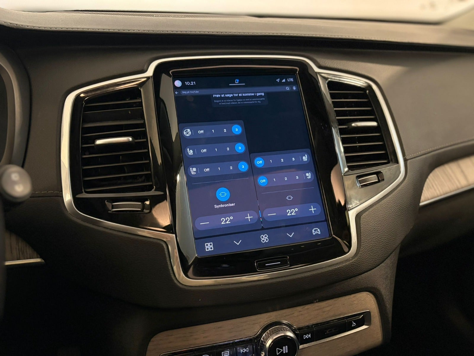 Sort Volvo XC90 fra 2023