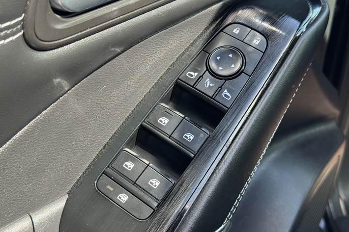 Sort Nissan Qashqai fra 2021