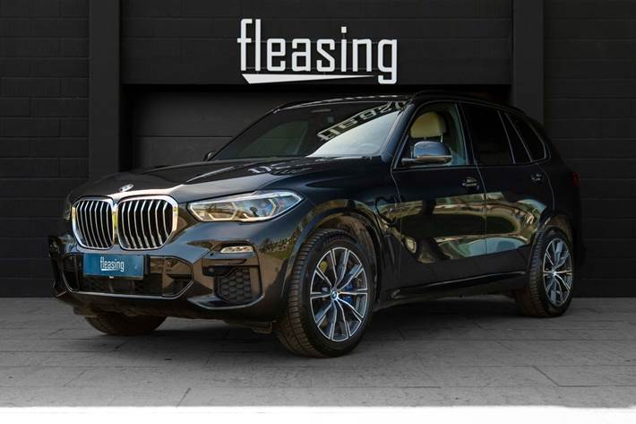 Sort BMW X5 fra 2021