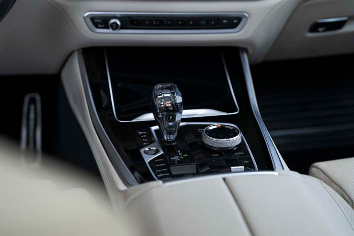 Sort BMW X5 fra 2021