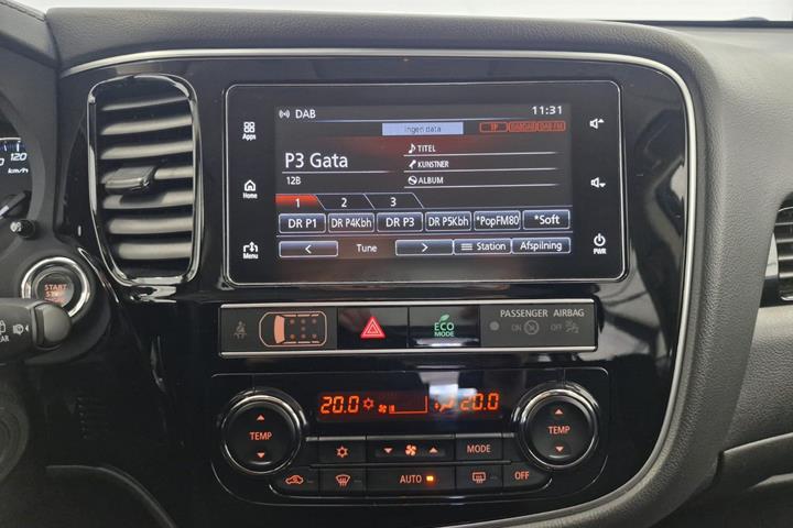 Brun Mitsubishi Outlander fra 2019
