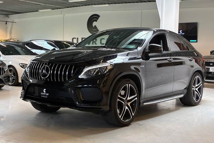 Sort Mercedes GLE43 fra 2017