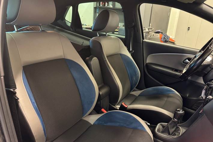 Sort VW Polo fra 2016