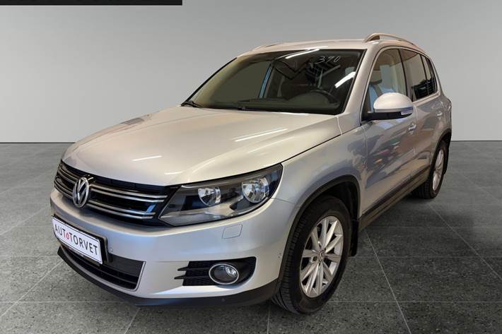 Sølv VW Tiguan fra 2012