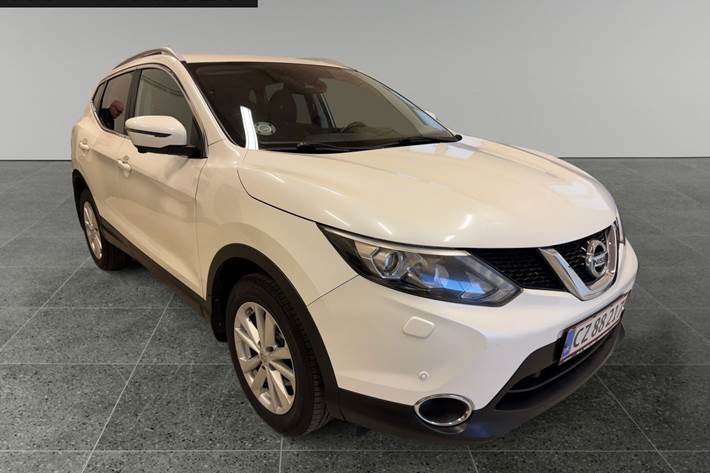 Hvid Nissan Qashqai fra 2014