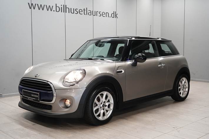 Orange Mini Cooper fra 2018