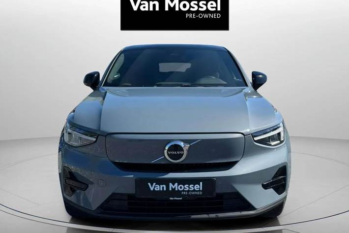 Grå Volvo C40 fra 2023