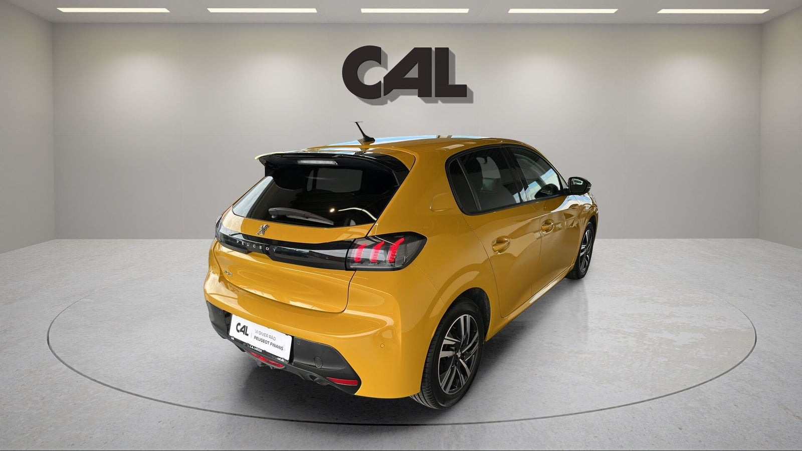Gul Peugeot 208 fra 2022