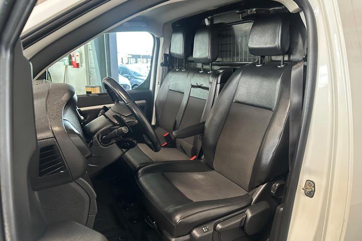 Hvid Peugeot Expert fra 2021