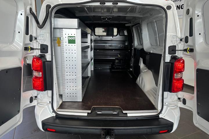Hvid Peugeot Expert fra 2021