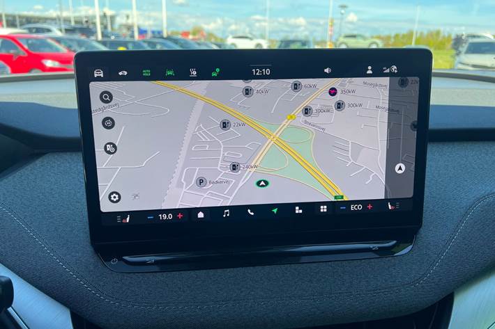Sort Skoda Enyaq fra 2026