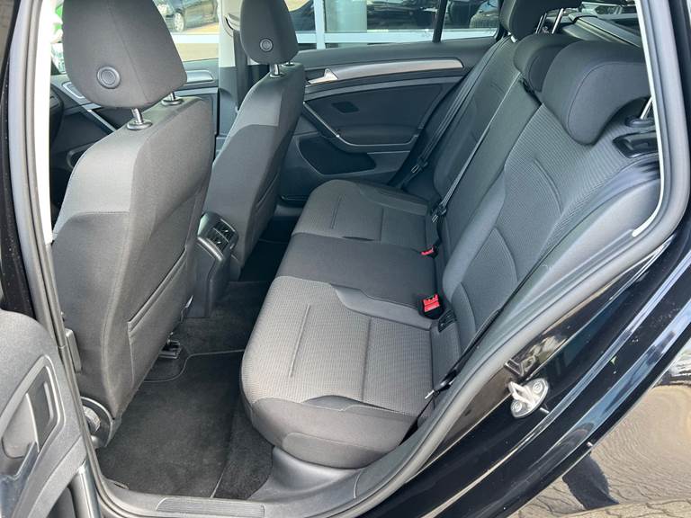 VW Golf VII 1,5 TSi 130 Comfortline Variant