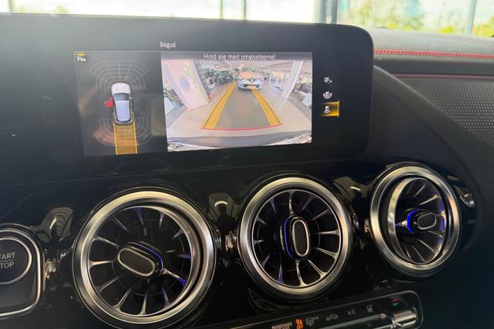 Sort Mercedes EQA250 fra 2022