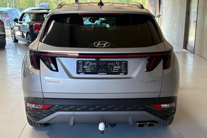 Sølv Hyundai Tucson fra 2021