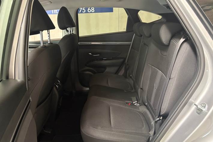 Sølv Hyundai Tucson fra 2021