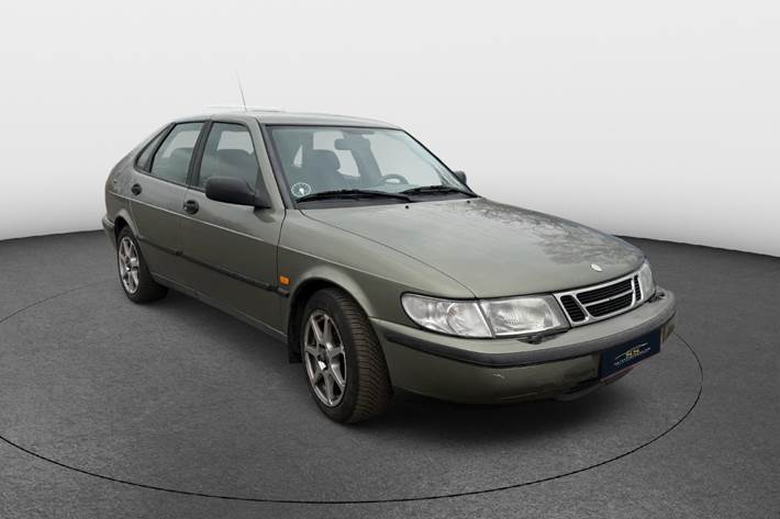 undefined Saab 900 fra 1997 set udefra