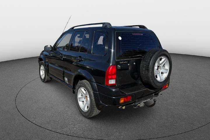 undefined Suzuki Grand Vitara fra 2004 set udefra