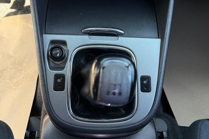 undefined Suzuki Grand Vitara fra 2004 set indefra