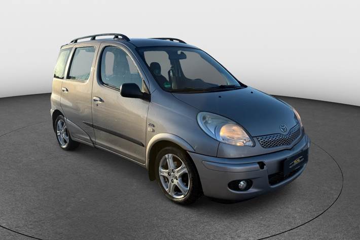 undefined Toyota Yaris Verso fra 2005