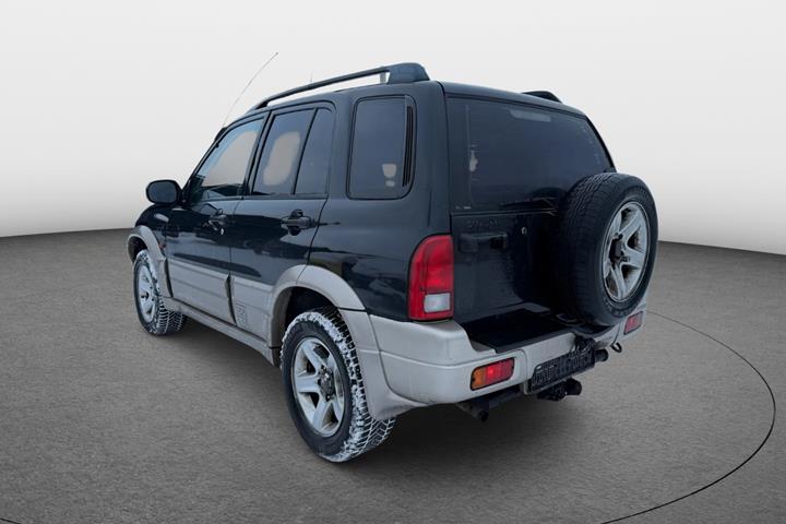 undefined Suzuki Grand Vitara fra 2002 set udefra