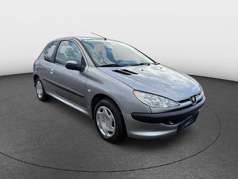 Peugeot 206 1,4 XR aut.