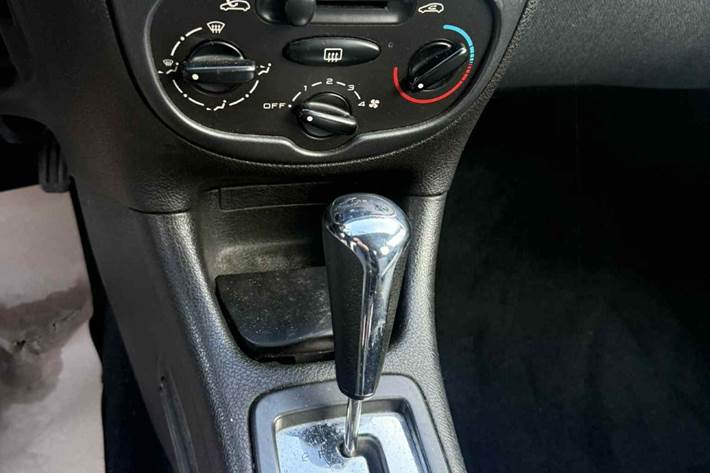 undefined Peugeot 206 fra 2003