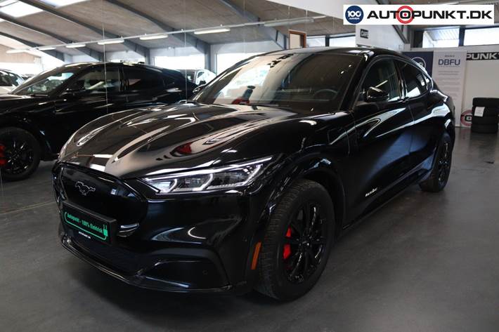 Sort Ford Mustang Mach-E fra 2023