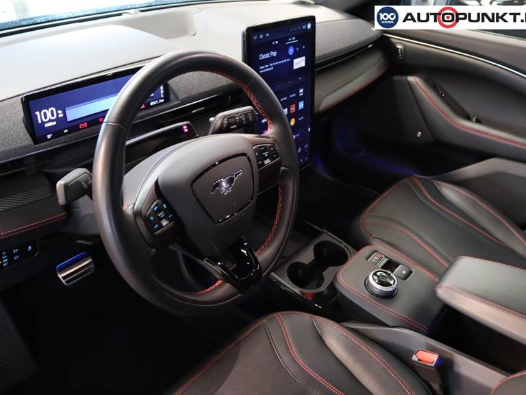 Ford Mustang Mach-E 88 Premium Extended Range