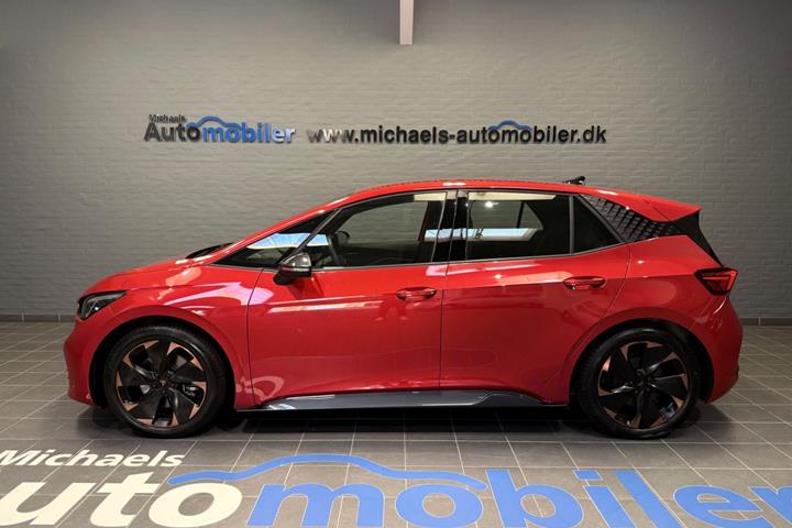 Rød Cupra Born fra 2023