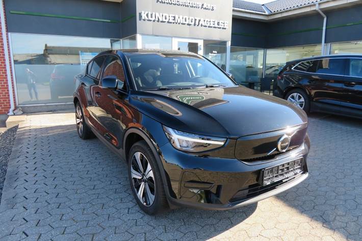Sort Volvo C40 fra 2023