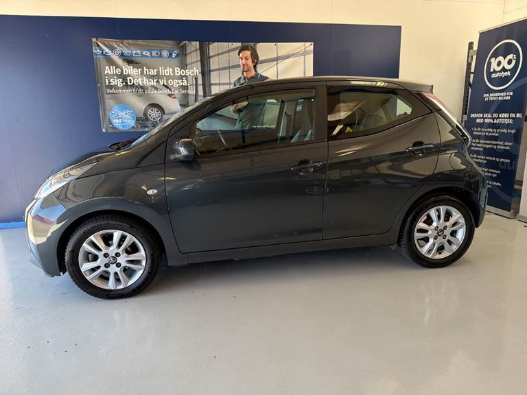 Toyota Aygo 1,0 VVT-i x-play