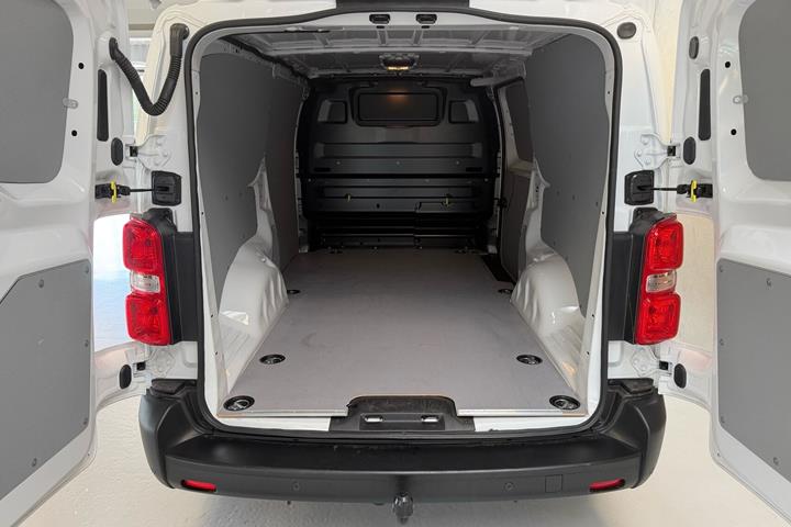 Hvid Peugeot Expert fra 2026