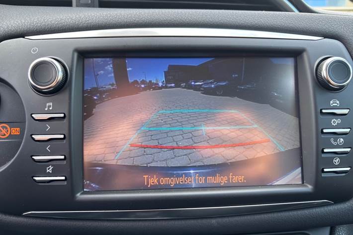 Sort Toyota Yaris fra 2018