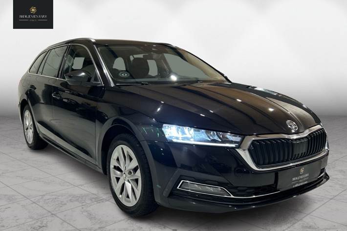 Sort Skoda Octavia fra 2021