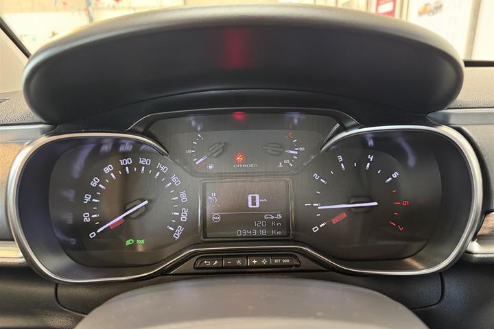 Rød Citroën C3 fra 2024