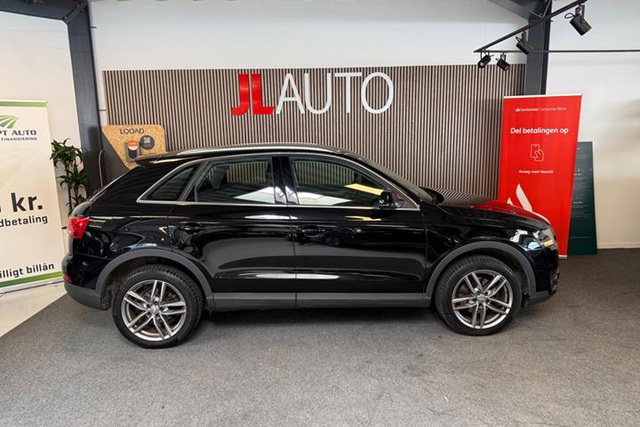 Sort Audi Q3 fra 2014
