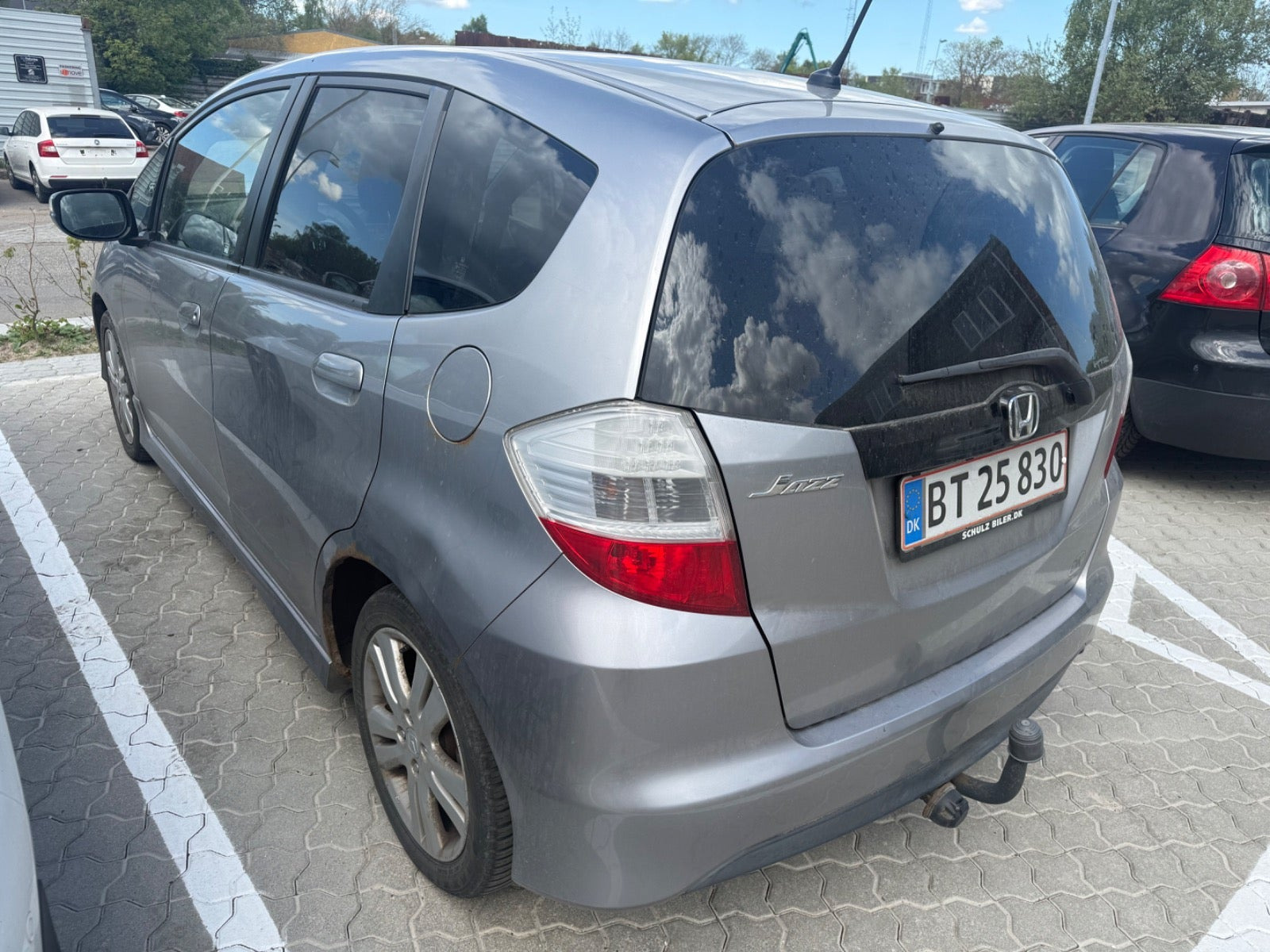 Sølv Honda Jazz fra 2009