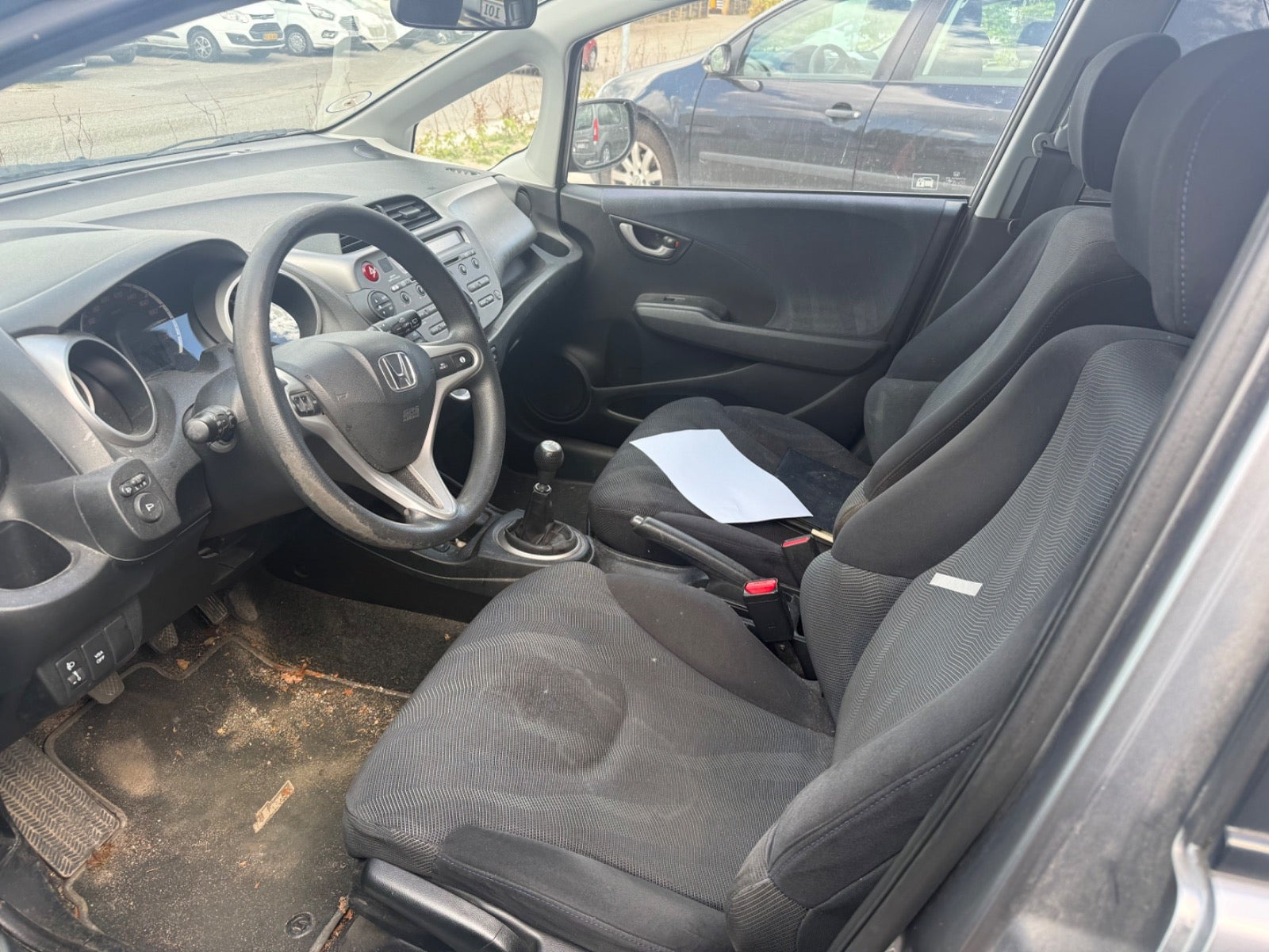 Sølv Honda Jazz fra 2009