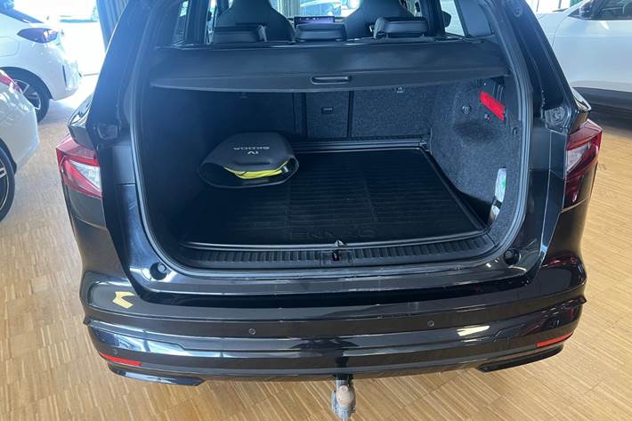 Sort Skoda Enyaq fra 2023