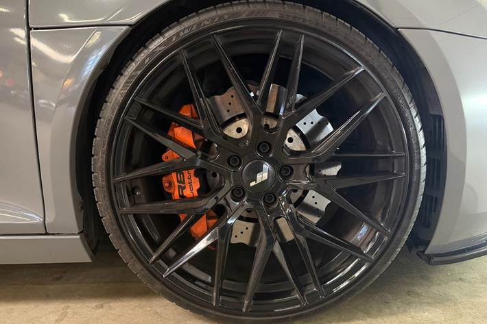 Grå Audi R8 fra 2013