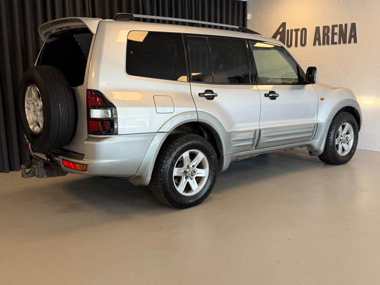 Mitsubishi Grand Pajero 3,2 DI-D aut.